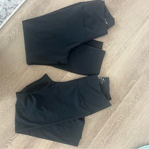 Nike capri leggings. 2 pairs, size M, great condition